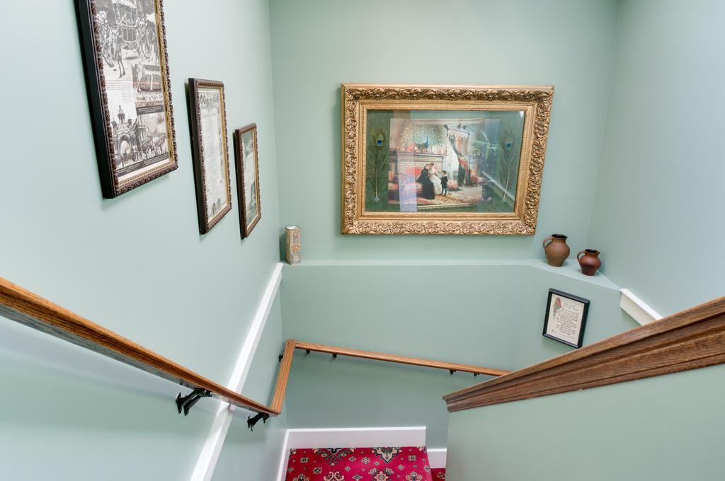 Calgary Westways Guest House Екстериор снимка