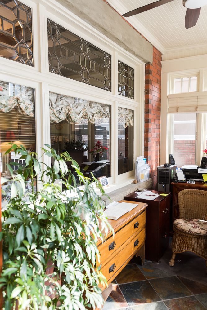 Calgary Westways Guest House Екстериор снимка