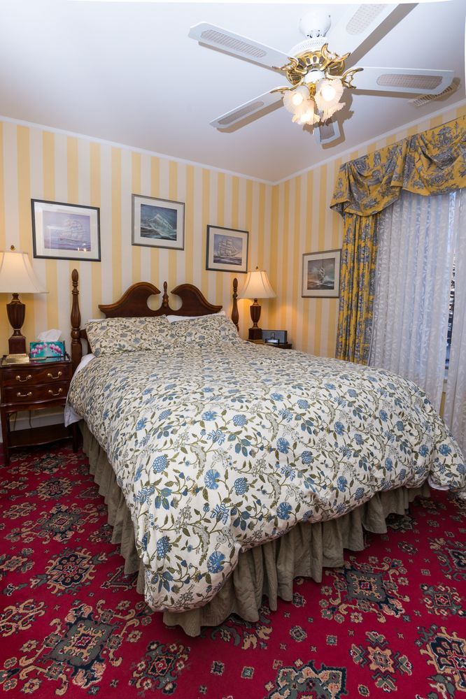 Calgary Westways Guest House Екстериор снимка