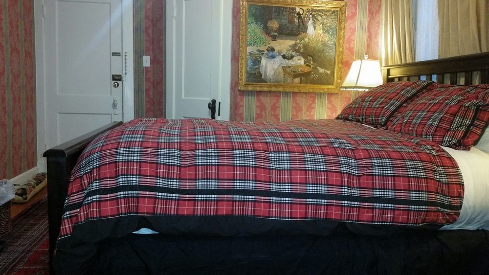 Calgary Westways Guest House Екстериор снимка